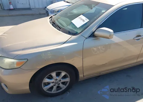 2011 Toyota Camry Le z USA, uszkodzony, nr VIN 4T1BF3EK7BU168812